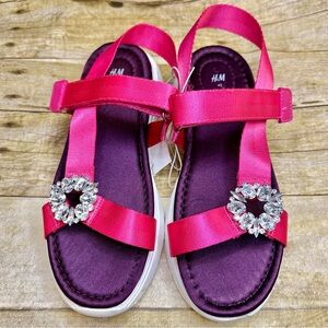 NWT H&M Fuchsia and Plum Strappy Rhinestone Charm Sandals